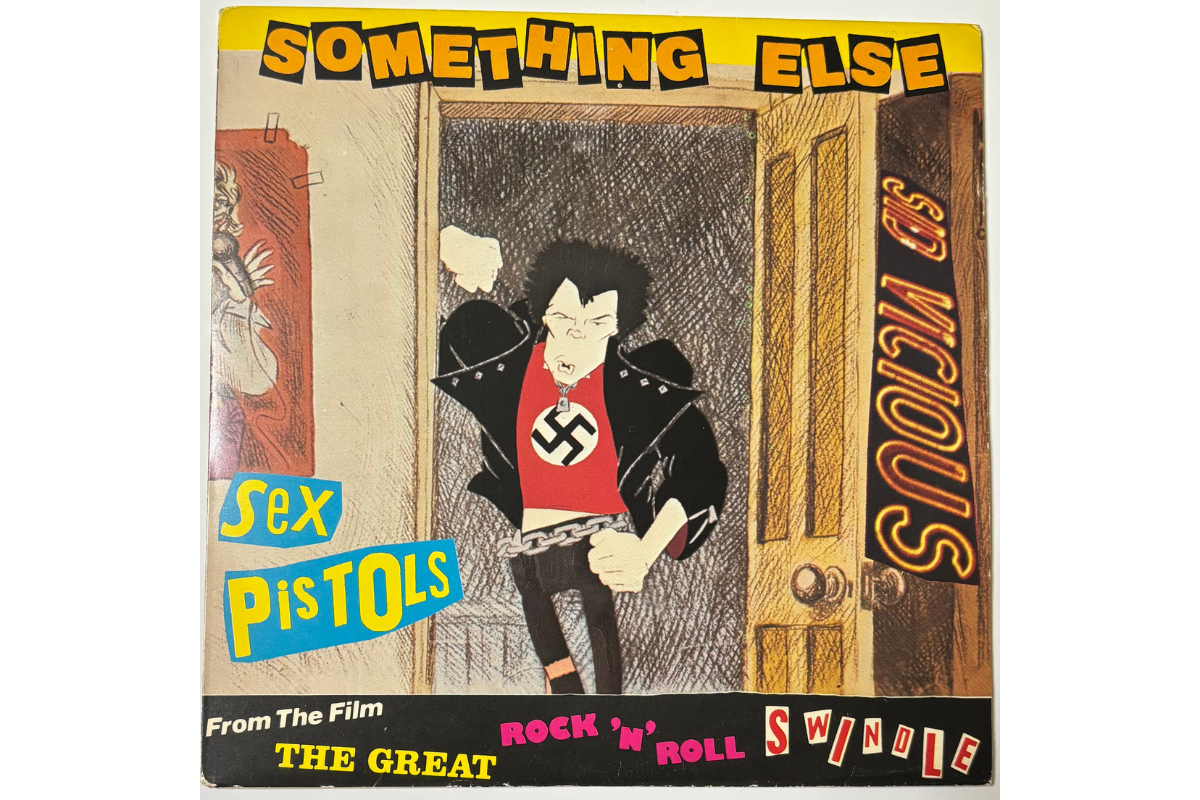Sex Pistolsのシングル『Something Else / Friggin’ in the Riggin’』（VS240）UKオリジナル盤のラベルとスリーブ違いジャケット写真