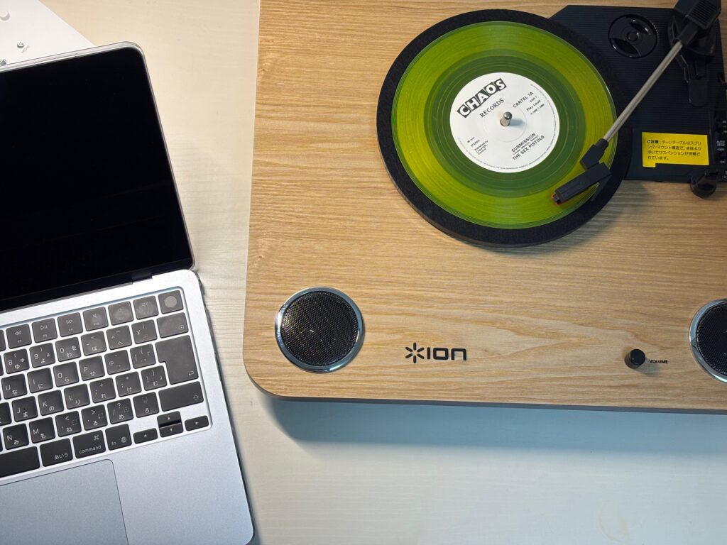 Easily connect via USB to digitize your records — works with both Mac and Windows.